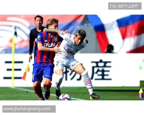 福冈黄蜂与不死鸟的激烈对决揭示了足球战术的魅力与团队精神 福冈黄蜂与不死鸟的激烈对决揭示了足球战术的魅力与团队精神