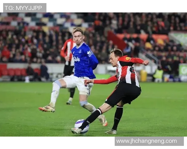 维拉与布伦特足球对决精彩纷呈球迷期待一场激烈较量